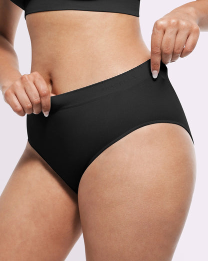 OceanHug™ Oyster Reborn Smoothing Brief